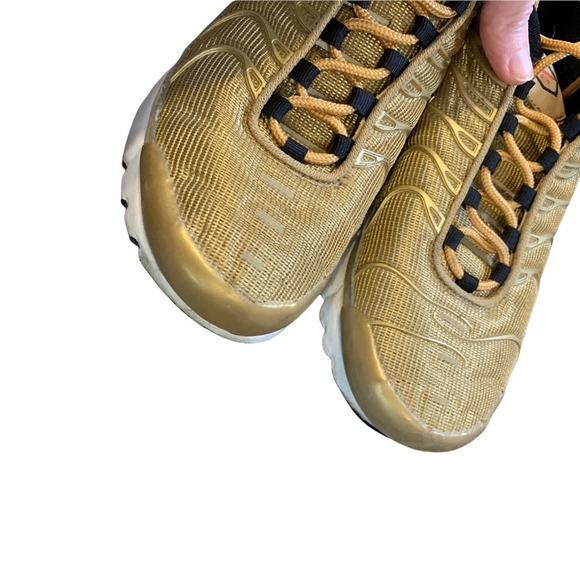 NIKE Air Max Plus QS Metallic Gold Sneakers - Picture 8 of 11